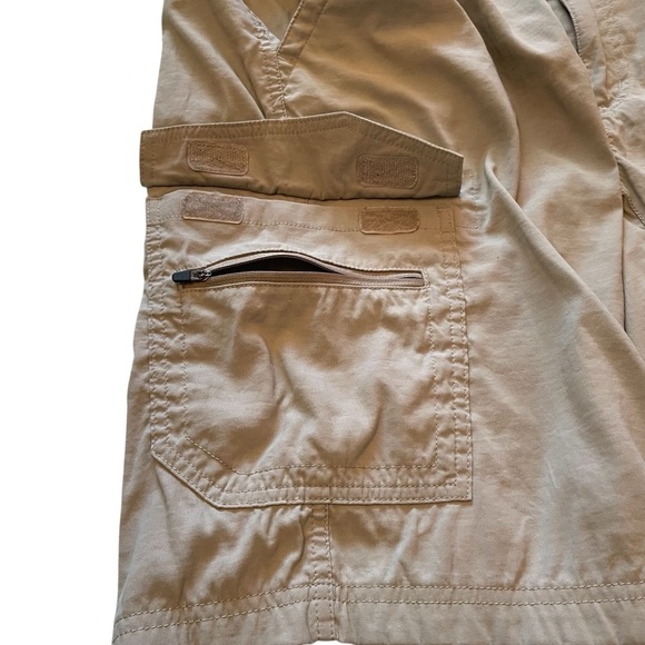B.C. Clothing Expedition Tan Cargo Shorts-Size 38-5 Front Pockets-2 Back Pockets - Picture 2 of 13